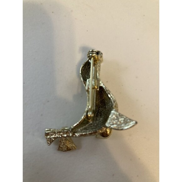 Vintage Beautiful Gold Sealion with Blue Gem Eye Brooch Pin 1 1/2" x 1 1/2" - Picture 2 of 4